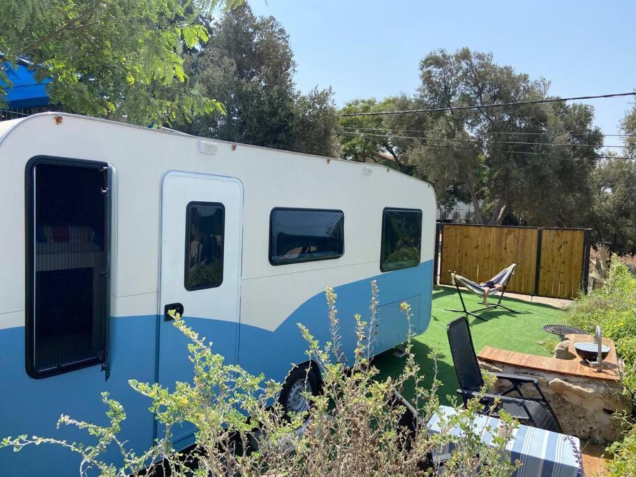 Cozy Seaview Glamping Caravan HaBonim Extérieur photo