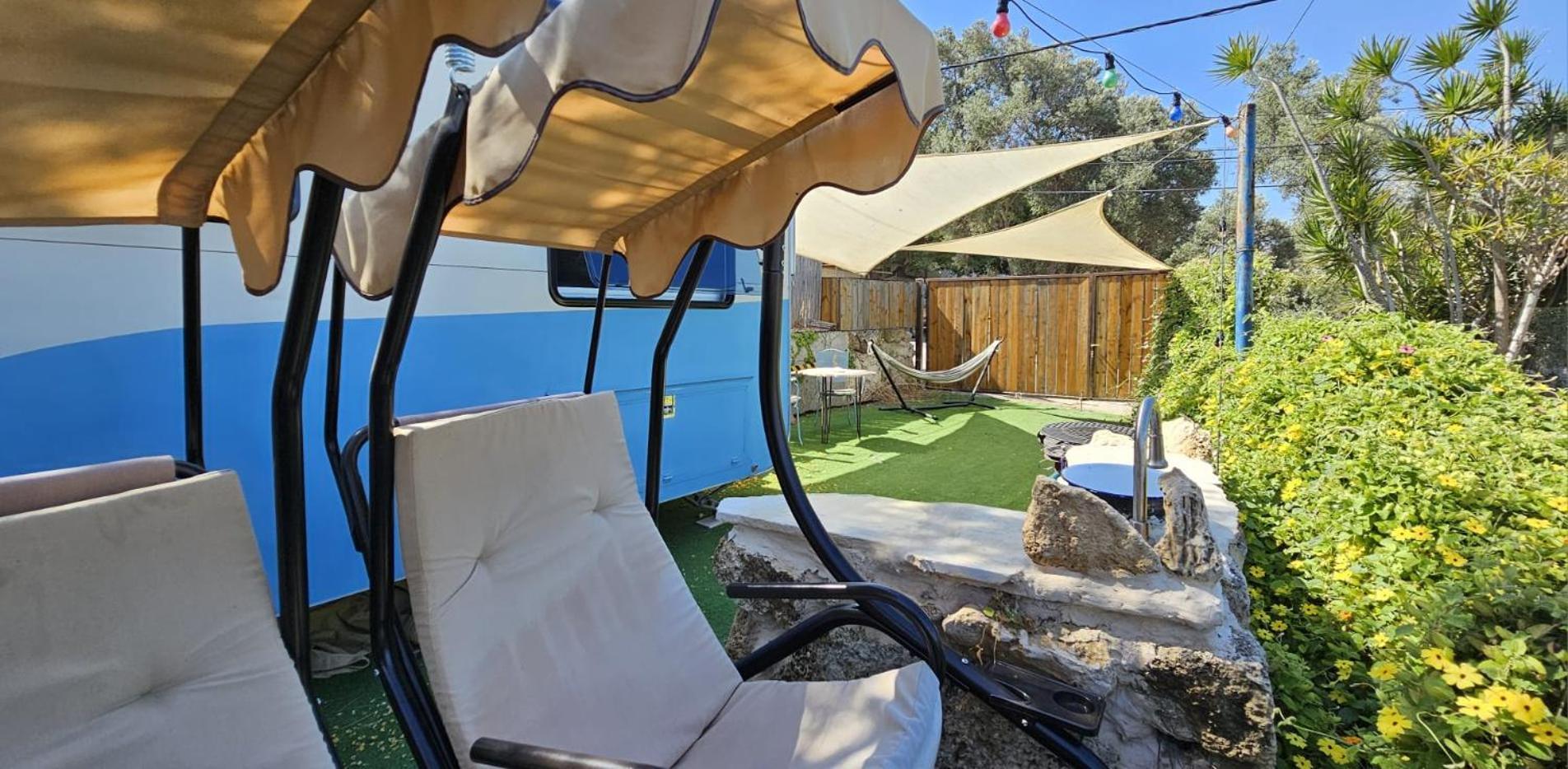Cozy Seaview Glamping Caravan HaBonim Extérieur photo